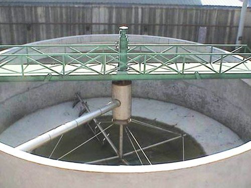 中心傳動(dòng)刮泥機